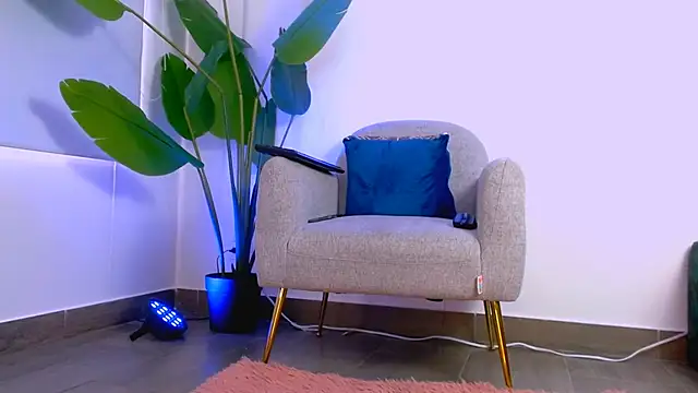 Sara ow online show from 04-03-26, 07:31