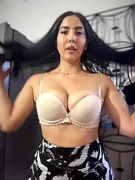MarianaBenz online show from 05-09-26, 09:18