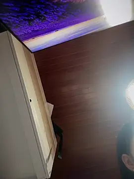 MarianaBenz online show from 10-15-25, 11:13