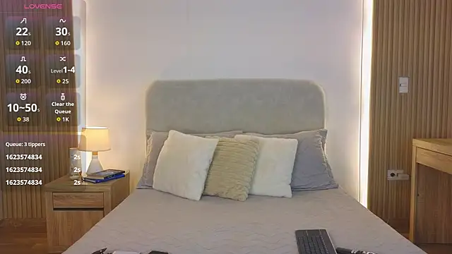 KristennBlue online show from 05-23-26, 12:59