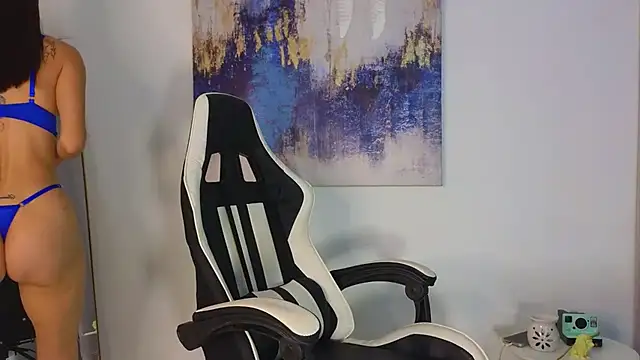 KristennBlue online show from 11-15-25, 09:57