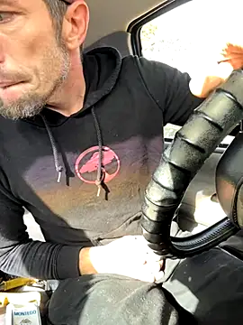 Followthepiper online show from 10-27-25, 08:10