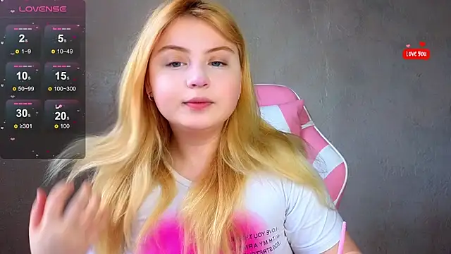 shy blondiee online show from 03-13-25, 12:56