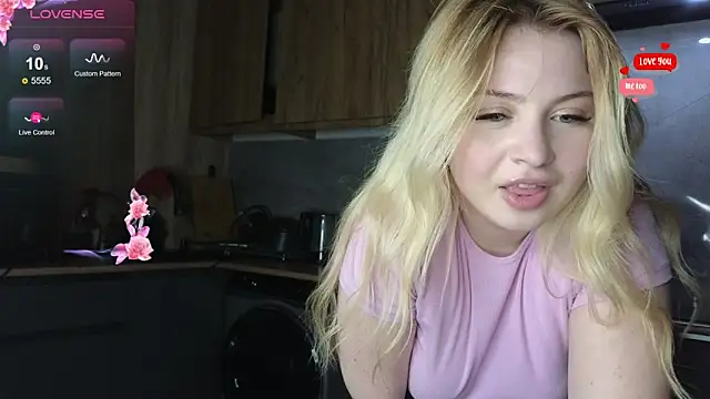 shy blondiee online show from 04-04-26, 09:10