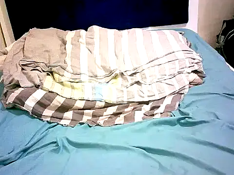 honeypotsweet online show from 03-29-26, 05:42