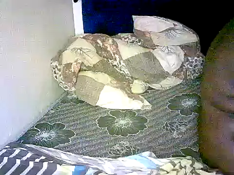 honeypotsweet online show from 12-20-25, 09:39