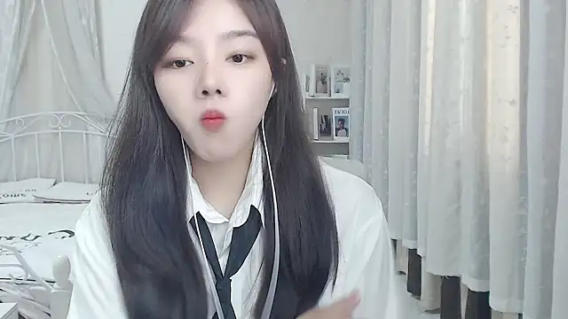Jenny-Z online show from 05-12-26, 01:46