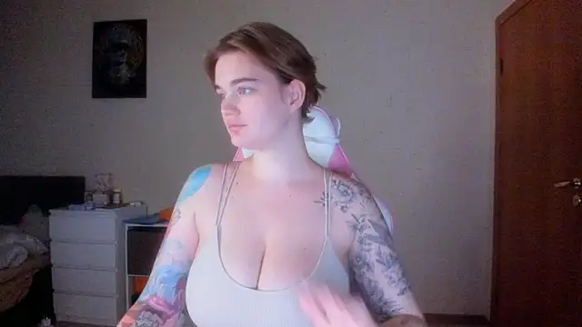 AnnaRoading online show from 02-05-25, 03:34