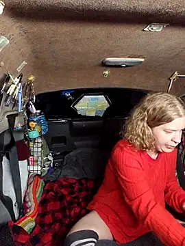 Snapshot of shadow199393 chatting on 10-18-25, 02:02 shadow199393 online show from 10-18-25, 02:02