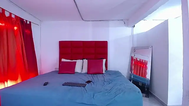 LyonGallego  online show from 04-03-26, 10:05