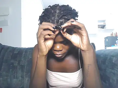 petiteebony 81 online show from 12-22-25, 06:52