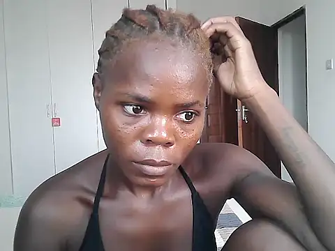 petiteebony 81 online show from 02-15-26, 07:09