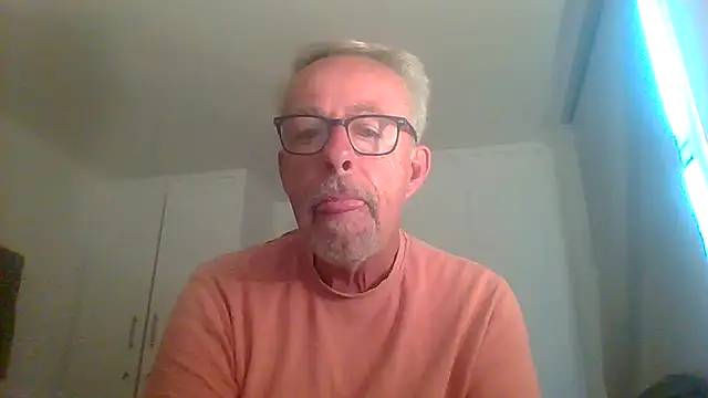 tuggy59 online show from 09-21-25, 04:50