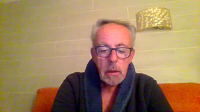 tuggy59 online show from 12-16-25, 06:17