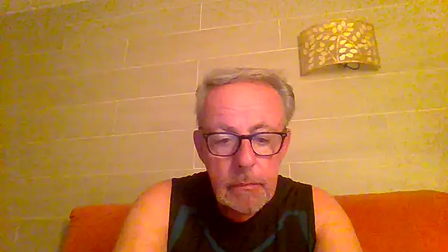 tuggy59 online show from 06-28-26, 04:19
