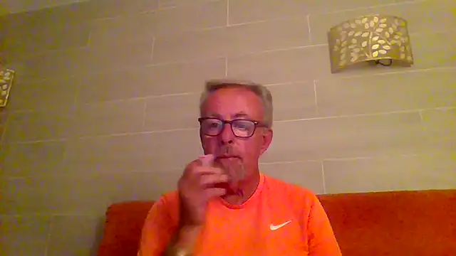 tuggy59 online show from 11-30-25, 05:30