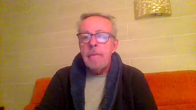 tuggy59 online show from 02-04-26, 05:46