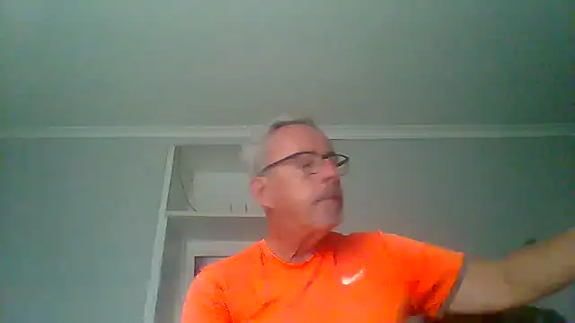 tuggy59 online show from 09-16-25, 05:41