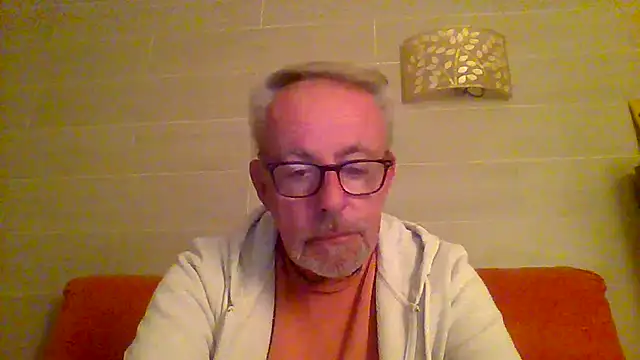 tuggy59 online show from 01-12-26, 05:36