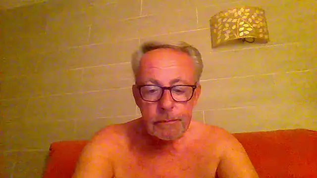 tuggy59 online show from 06-03-26, 03:51