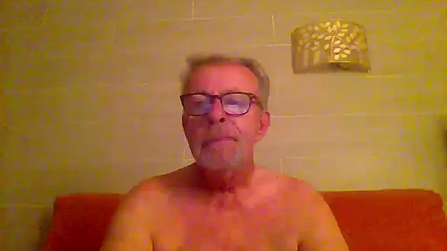 tuggy59 online show from 06-07-26, 04:39