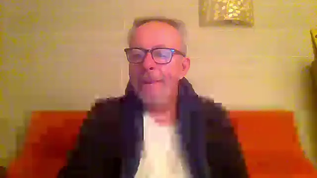 tuggy59 online show from 02-11-26, 05:51