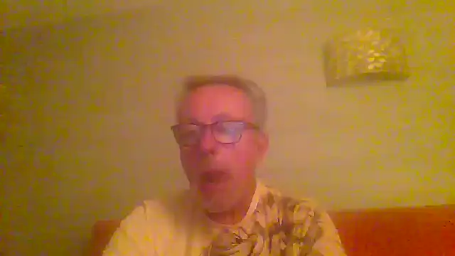 Snapshot of tuggy59 chatting on 05-17-26, 04:23 tuggy59 online show from 05-17-26, 04:23