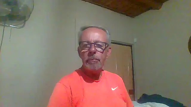 tuggy59 online show from 10-13-25, 05:47