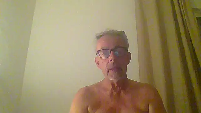 tuggy59 online show from 09-11-25, 05:18