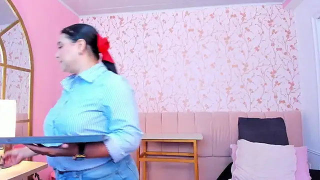 taylor bennet online show from 04-02-26, 12:01