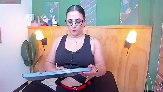 taylor bennet online show from 03-28-26, 06:31