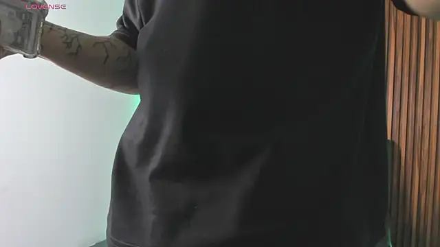 Alex cute77 online show from 01-10-26, 12:44