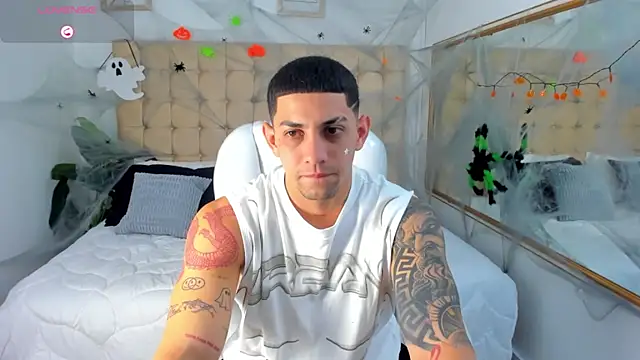 Alex cute77 online show from 10-08-25, 12:17