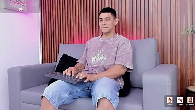 Alex cute77 online show from 03-19-26, 12:16