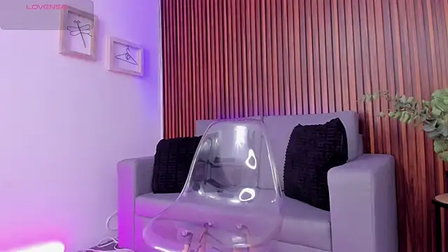 Alex cute77 online show from 04-14-26, 12:10