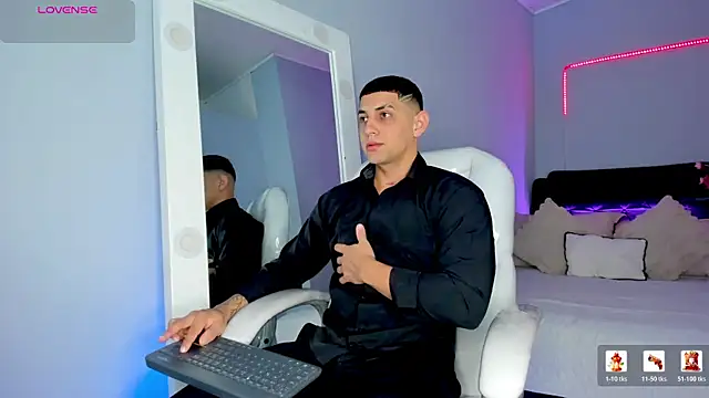 Alex cute77 online show from 07-14-26, 12:00