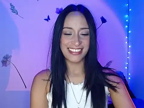 Snapshot of Michelle-Smith- chatting on 02-01-26, 06:44 Michelle-Smith- online show from 02-01-26, 06:44