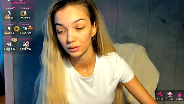 Sassy Teen online show from 10-29-25, 08:35