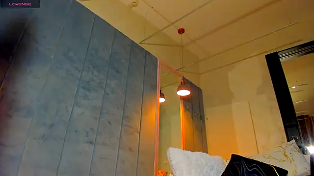 Sassy Teen online show from 11-29-25, 08:25