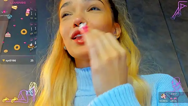 Sassy Teen online show from 11-15-25, 10:52