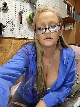 Snapshot of Southern_Bella chatting on 12-05-24, 12:17 Southern Bella online show from 12-05-24, 12:17