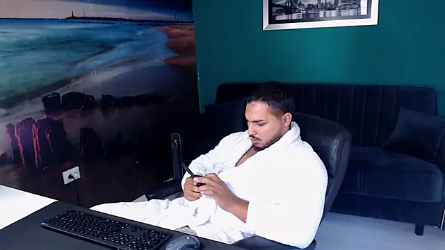 ZenoBaro1 online show from 10-12-25, 12:17