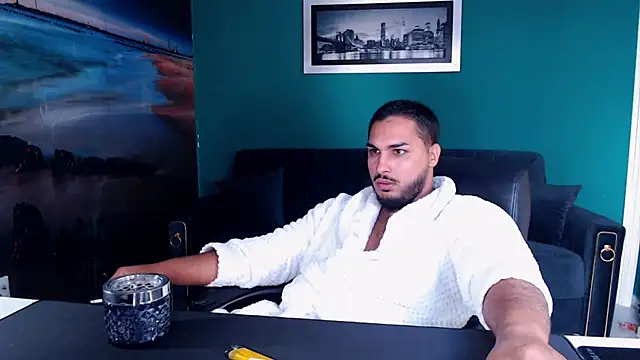 ZenoBaro1 online show from 10-11-25, 01:01