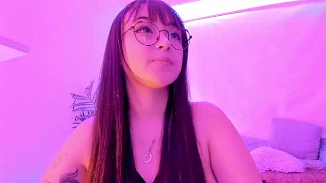 Gloomydoll online show from 10-04-25, 04:52