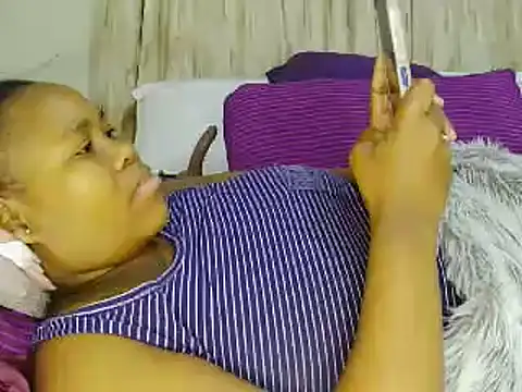 Real1SweetQueen online show from 05-18-26, 06:56