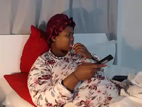 Real1SweetQueen online show from 10-20-25, 05:24