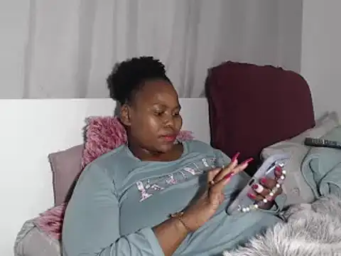 Real1SweetQueen online show from 10-01-25, 09:07