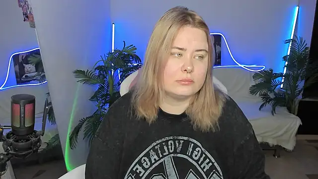 Akemi BBW online show from 03-14-25, 08:10