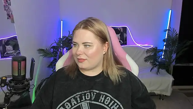 Akemi BBW online show from 03-14-25, 10:05