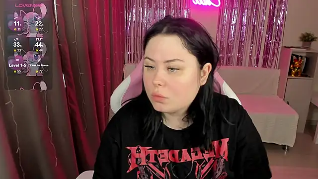 Akemi BBW online show from 04-21-26, 04:08
